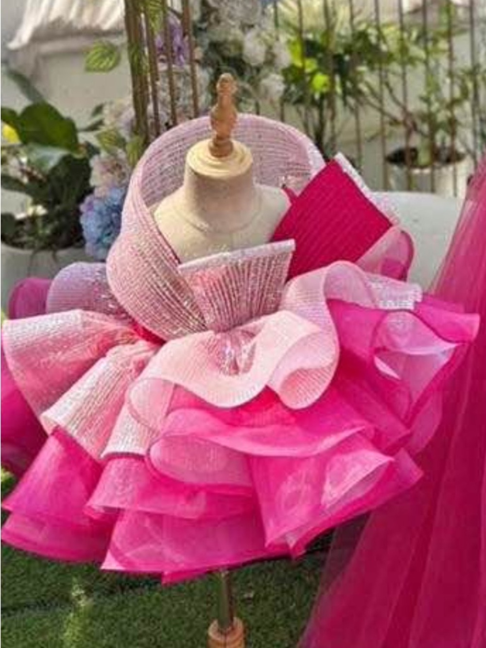 Vibrant Hot Pink Ruffled Party Dress with Sculpted Bodice